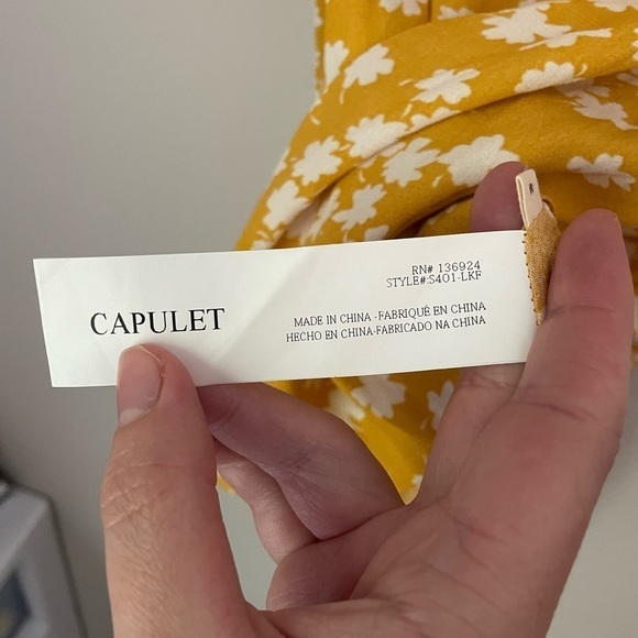 REVOLVE Capulet Suzie Skirt in Lucky Floral Size Medium - Picture 8 of 9